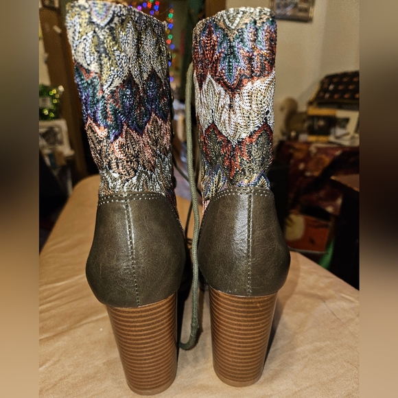 Dolce by Mojo Moxy Combat Lace-up Boot 7.5 women - Picture 2 of 8